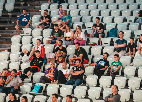 Fotografija 8 - Basket se na Mihovilu i sinoć igrao pred gotovo praznim gledalištem, ako izuzmemo igrače!
