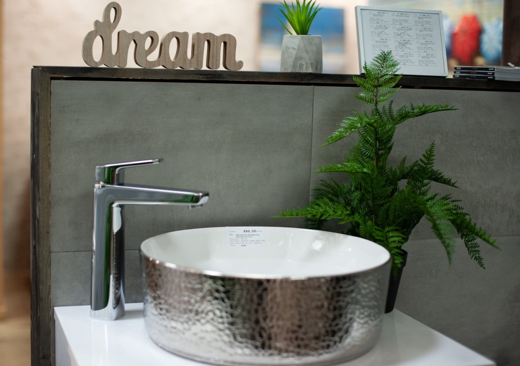 Najbolji izbor kupaonskog namještaja i sanitarija pronađite u VBR-u!