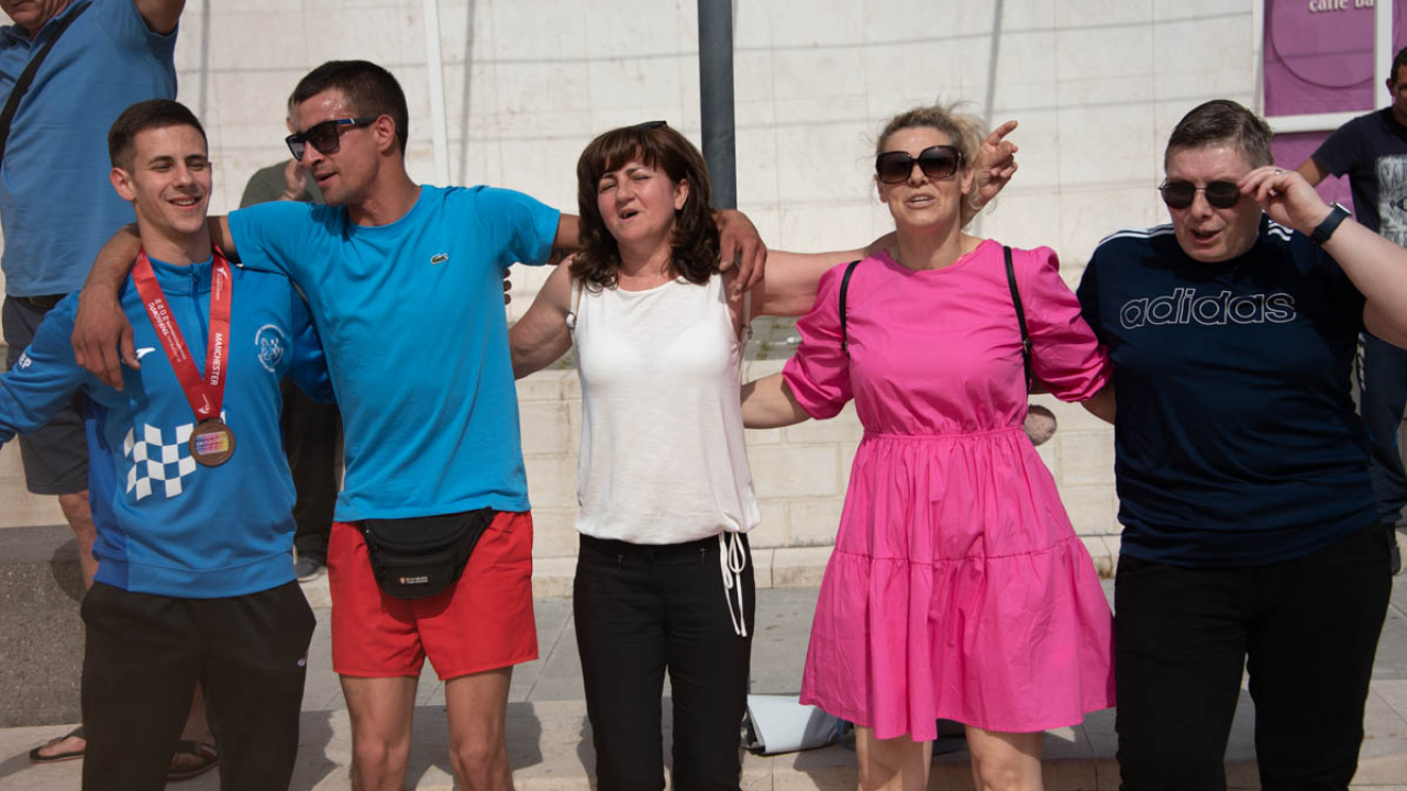 Osvajač europske bronce u taekwondou Josip Teskera svečano dočekan u Kninu