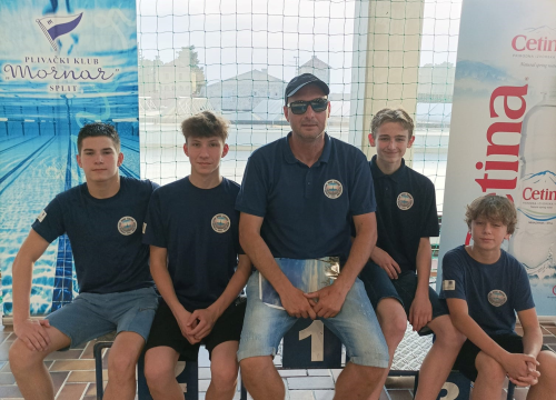 Fotografija 2 - S puno medalja plivači šibenskog 'Mora' vratili su se iz Splita