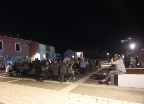 Fotografija 4 - U Jezerima Dan državnosti proslavljen okupljanjem Samostalnog voda Tisno: 'Nismo samo borbena jedinica, već velika obitelj'