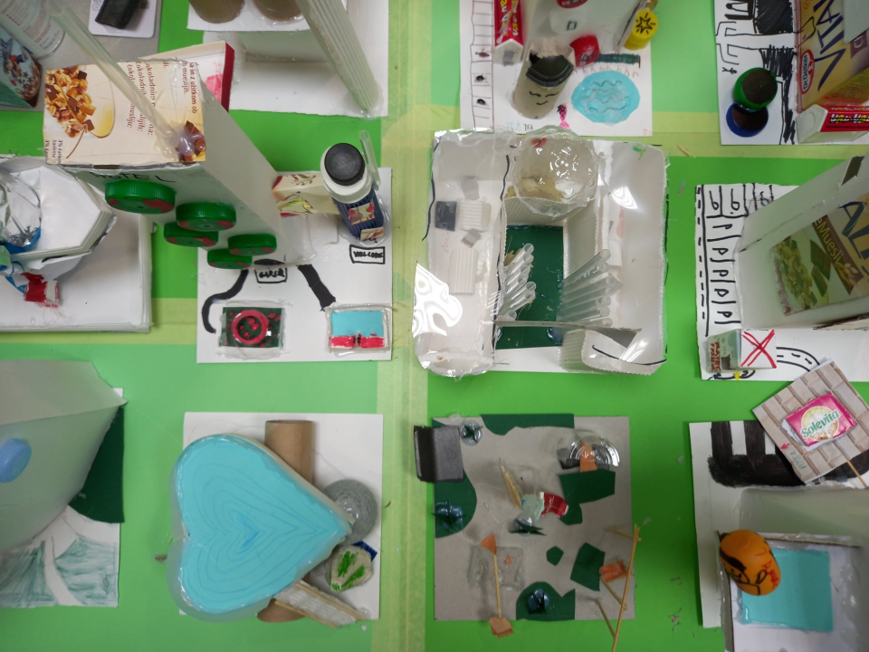 Nagradite se vrhunskom manikurom ili pedikurom u Kozmetičkom salonu Tanja!