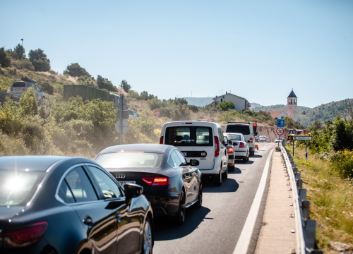 Fotografija 14 - Posjetili smo Žaborić: 'Turisti nam ne dolaze, a Šibenčana je sve manje na plaži. Puna nam je kapa ovih radova'