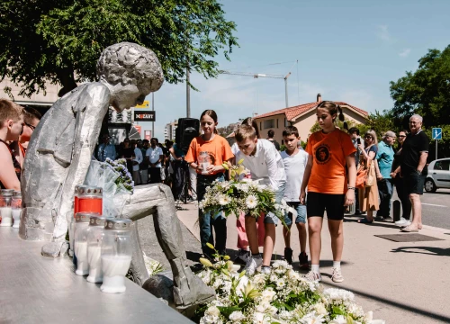 Fotografija 23 - Obilježena 29. godišnjica smrti Dražena Petrovića: 'On je bio veliki igrač, vođa, kapetan i još veći čovjek'