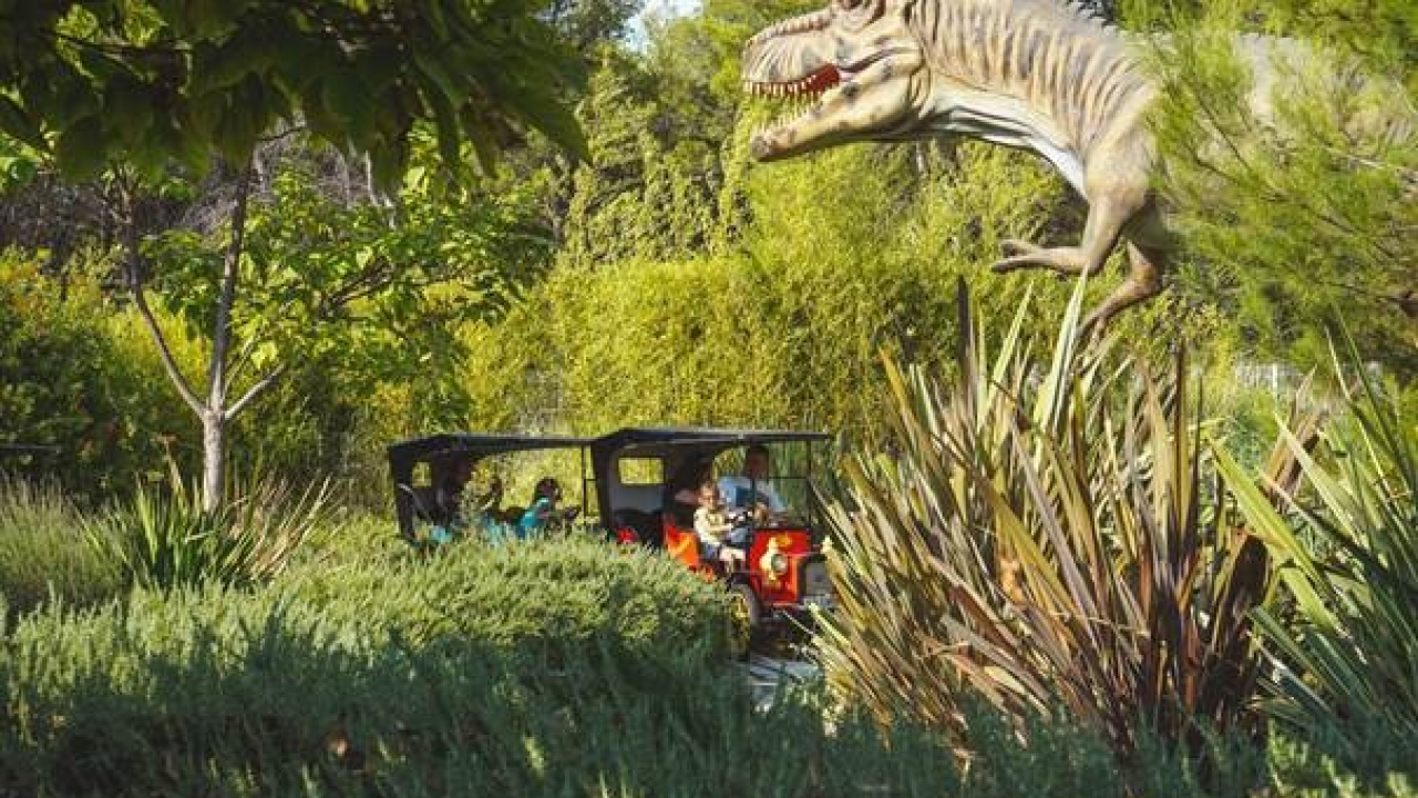 Produženi vikendi u Fun Parku Biograd donose hit Dino party, a potom zabavu sa svemircima i transformerima!