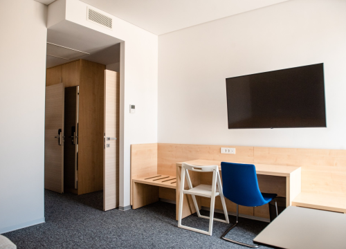 Fotografija 15 - Premijer Plenković otvorio Veteranski centar u Šibeniku: 'Ovo izgleda moćno'