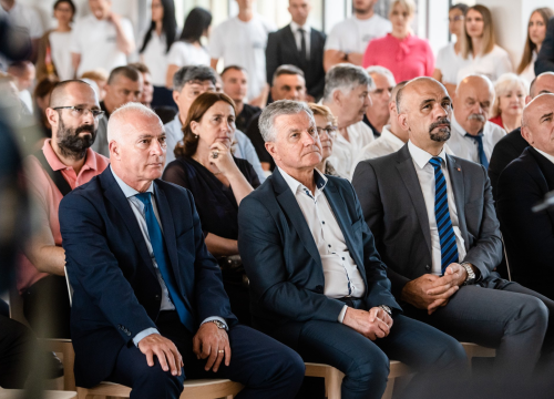 Fotografija 19 - Premijer Plenković otvorio Veteranski centar u Šibeniku: 'Ovo izgleda moćno'