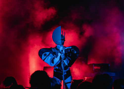 Fotografija 9 - Nema ljubavi u klubu, ljubav je na tvrđavi: Plesnjak za milenijalce uz Buč Kesidi i Nipplepeople