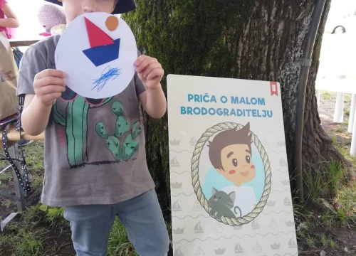 Fotografija 13 - Na bajkovitom festivalu u Ogulinu sudjelovali i predstavnici iz naše županije