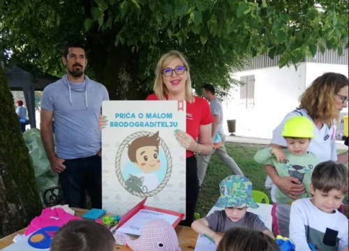 Fotografija 1 - Na bajkovitom festivalu u Ogulinu sudjelovali i predstavnici iz naše županije