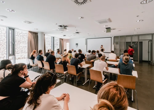 Fotografija 12 - Prvi studenti stigli u kampus na tvrđavi sv. Ivana: 'Ovo je najzanimljiviji smještaj u kojem sam dosad bila'