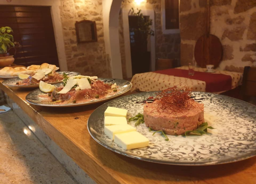 Fotografija 5 - Zabavite se uz popularne Diktatore ovog petka u Makine!