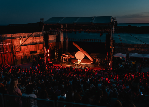 Fotografija 7 - Lorde na tvrđavi sv. Mihovila: 'Htjela sam doći u Hrvatsku, ovdje svi izgledaju kao da su mi brat i sestra'