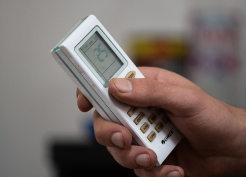 Što je bolje koristiti, klima uređaj ili ventilator?