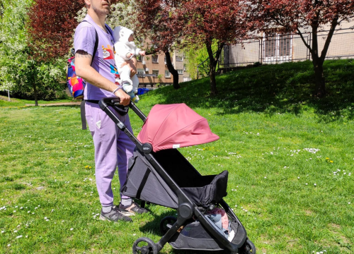 Fotografija 5 - Petar je uzeo ženino prezime, bio na porodu i ne vidi čemu hvaliti očeve koji mijenjaju pelene: 'Dijete smo zajedno napravili'