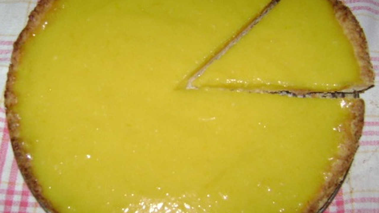 Pita od limuna: Recept za osvježavajući desert bez paljenja pećnice