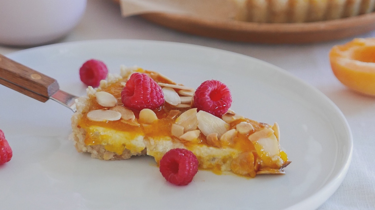 Osvježenje na tanjuru: Kolač od jogurta s marelicama