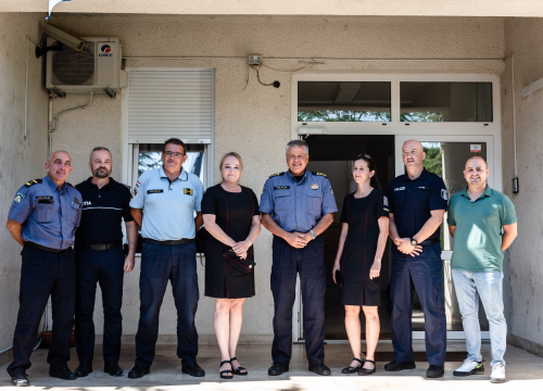 Pojačanje iz Češke, Njemačke, Makedonije i Rumunjske stiglo u pomoć šibenskoj policiji