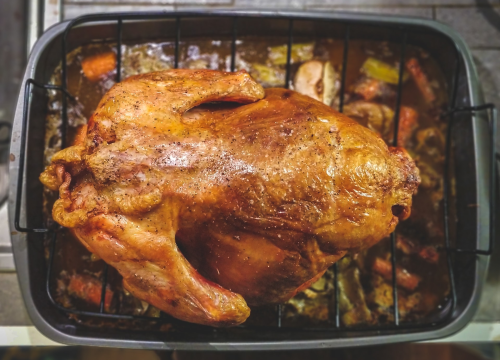 Jedete pileću kožicu? Korisna je za zdravlje, ali ne pretjerujte