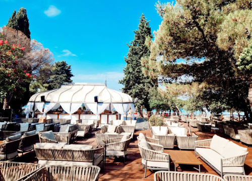 La Playa lounge bar novo je odredište svih ljubitelje zabave na plaži!