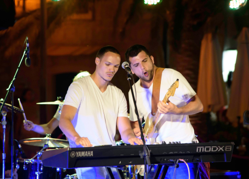 Fotografija 6 - Donosimo vam dijelić atmosfere Vodice Street Festivala: Šumica, Naslijeđe, JB Trio i BluVinil