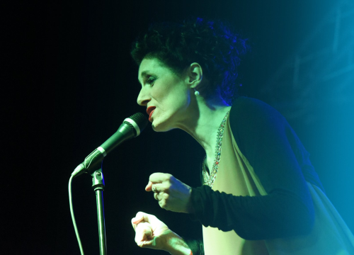 Fenomenalna Doris Dragović ovog ljeta nastupa na primoštenskom brdu Gaj!