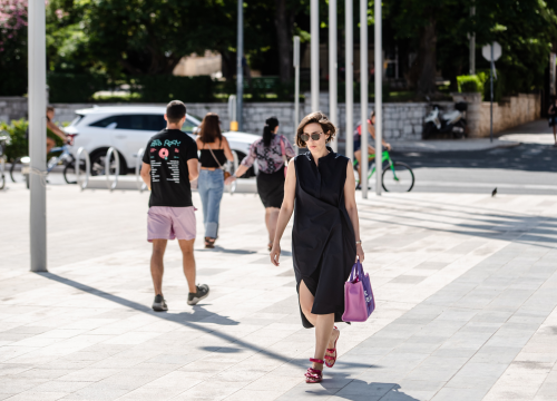 Fotografija 5 - Lijepe sugrađanke val osvježenja začinile zanimljivim modnim kombinacijama