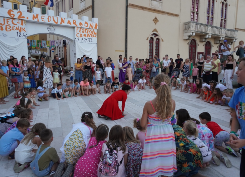 Fotografija 5 - Kazalište podvuklo crtu: 56 vlastitih izvedbi, 17 gostovanja...