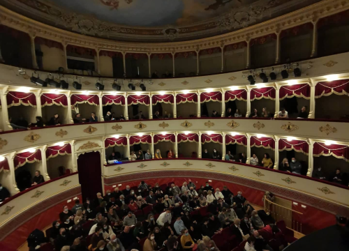 Fotografija 2 - Kazalište podvuklo crtu: 56 vlastitih izvedbi, 17 gostovanja...