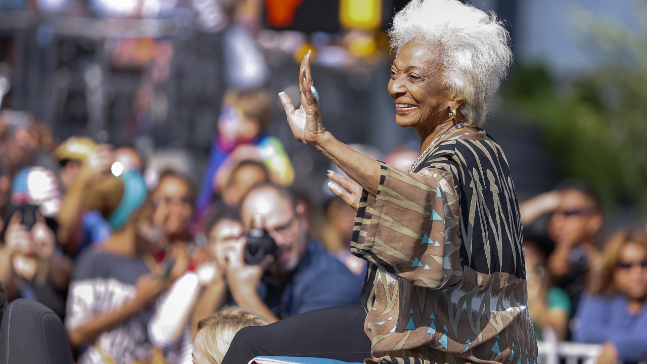 Umrla je glumica Nichelle Nichols, Uhura iz Zvjezdanih staza