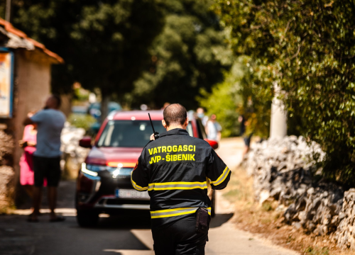 Fotografija 8 - Požar u Dubravi pod nadzorom