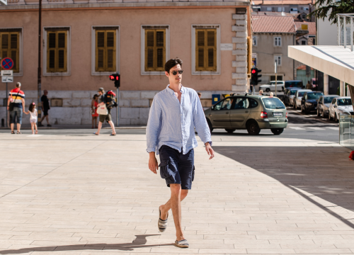 Fotografija 10 - Lijepe sugrađanke šarenim modnim kombinacijama ukrale sve poglede u centru grada