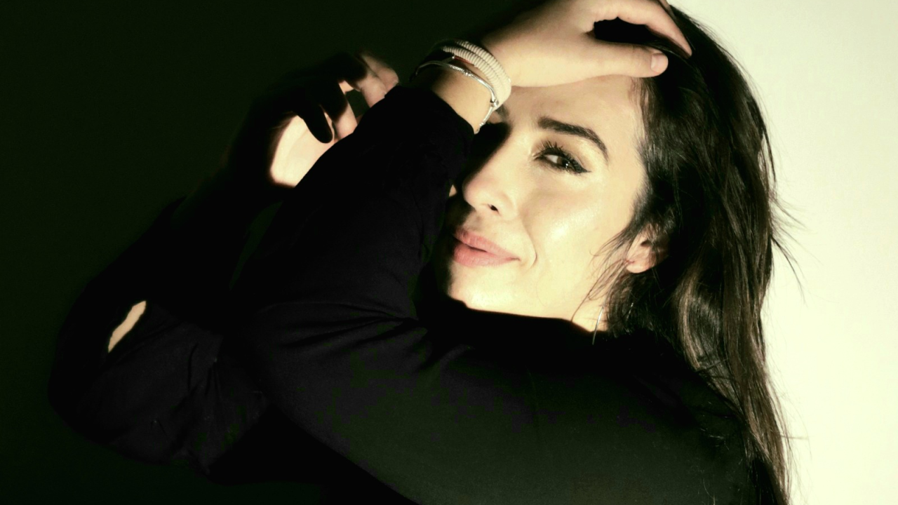 Iva Spahija studentica je sestrinstva koja je na bini svoj na svome: 'Medicinom liječimo tijelo, a pjesmom dušu'