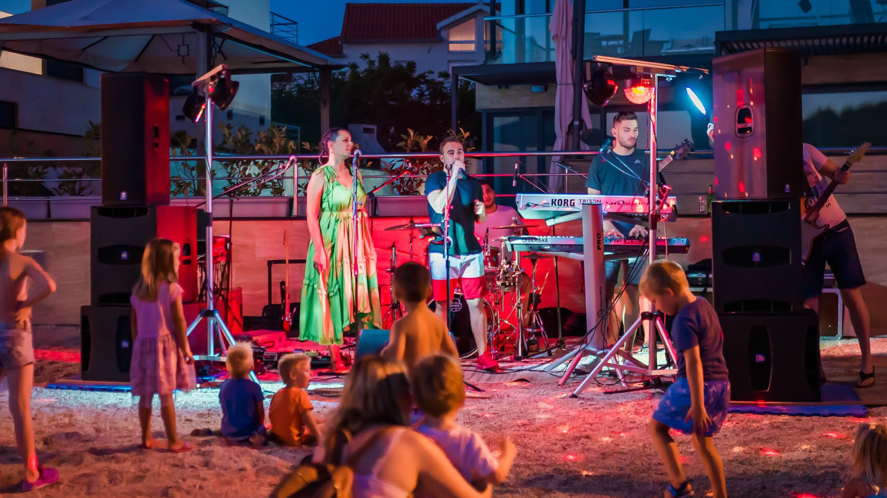 Nezaboravan provod očekuje vas ove subote na Sovjanskoj fešti!