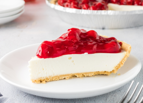 Recept za cheesecake s malinama i bijelom čokoladom gotov u 15 minuta