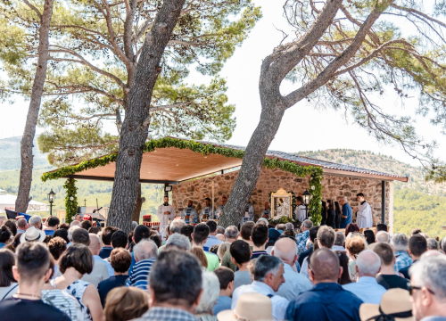 Fotografija 5 - Održana i svečana procesija: Središnju misu predvodio šibenski biskup Tomislav Rogić