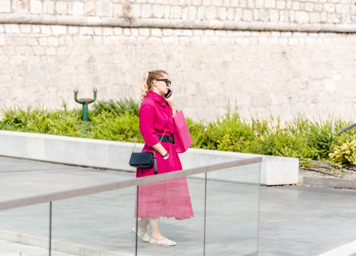 Fotografija 6 - Lepršave i prozračne haljine zavladale gradom: Provjerite tko nam je upao u oko!