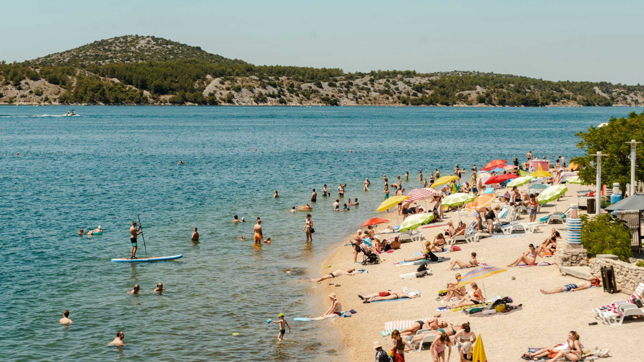 Sunčano i jako toplo