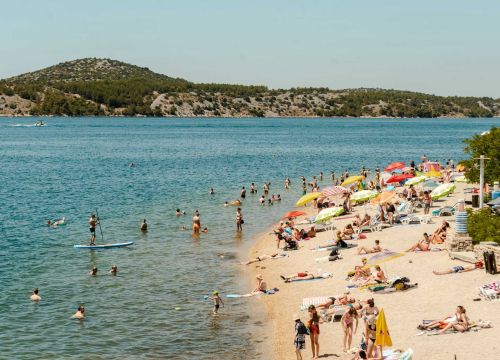 Sunčano i jako toplo