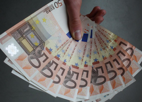 Stroža pravila za bankovna plaćanja, zaboravite čekanje na uplatu: Od danas novac stiže u 10 sekundi