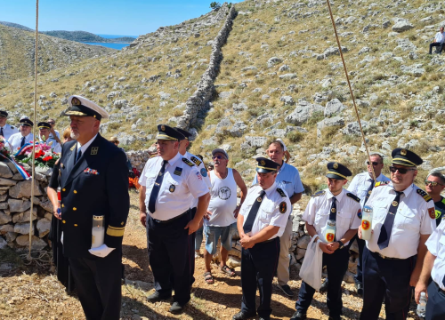 Fotografija 9 - Komemoracija na Kornatima: 'U srcima i dušama članova obitelji uvijek će postojati praznina'