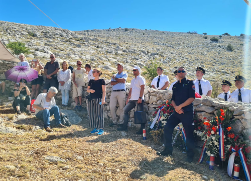 Fotografija 12 - Komemoracija na Kornatima: 'U srcima i dušama članova obitelji uvijek će postojati praznina'