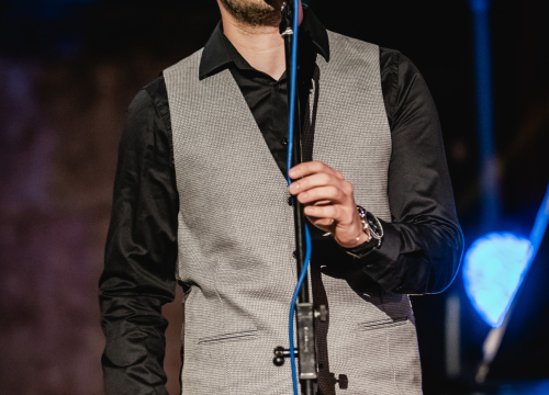 Fotografija 4 - Od Zvona moga grada do Noćas te sanjam majko: Prava šibenska večer na Mihovilu uz Glazbu i 4 Tenora