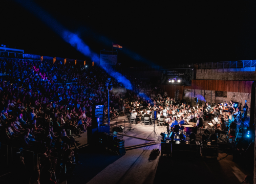 Fotografija 17 - Od Zvona moga grada do Noćas te sanjam majko: Prava šibenska večer na Mihovilu uz Glazbu i 4 Tenora