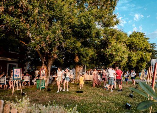 U četvrtak u klubu Azimut izložba Dragane Nuić–Vučković i Vesne Vuge Sušac 'Za Ljubav'