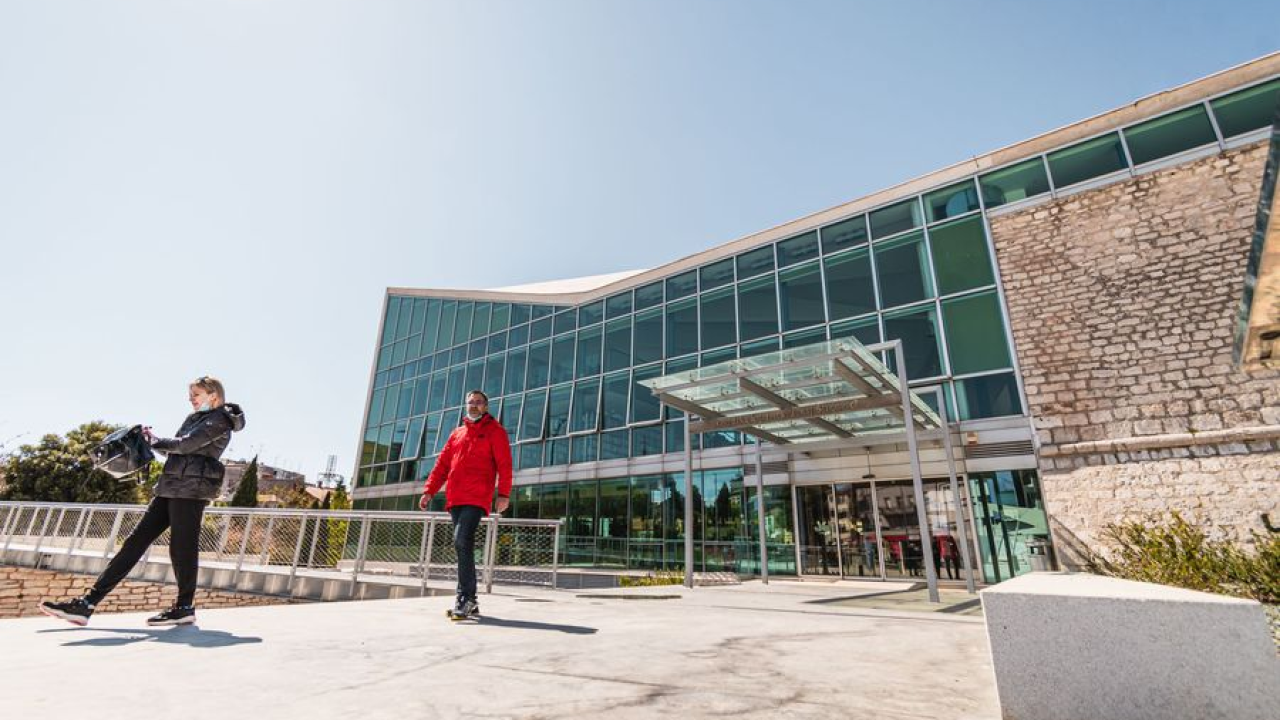 U knjižnici predstavljanje knjige 'Nikola Tesla ispod paučine'