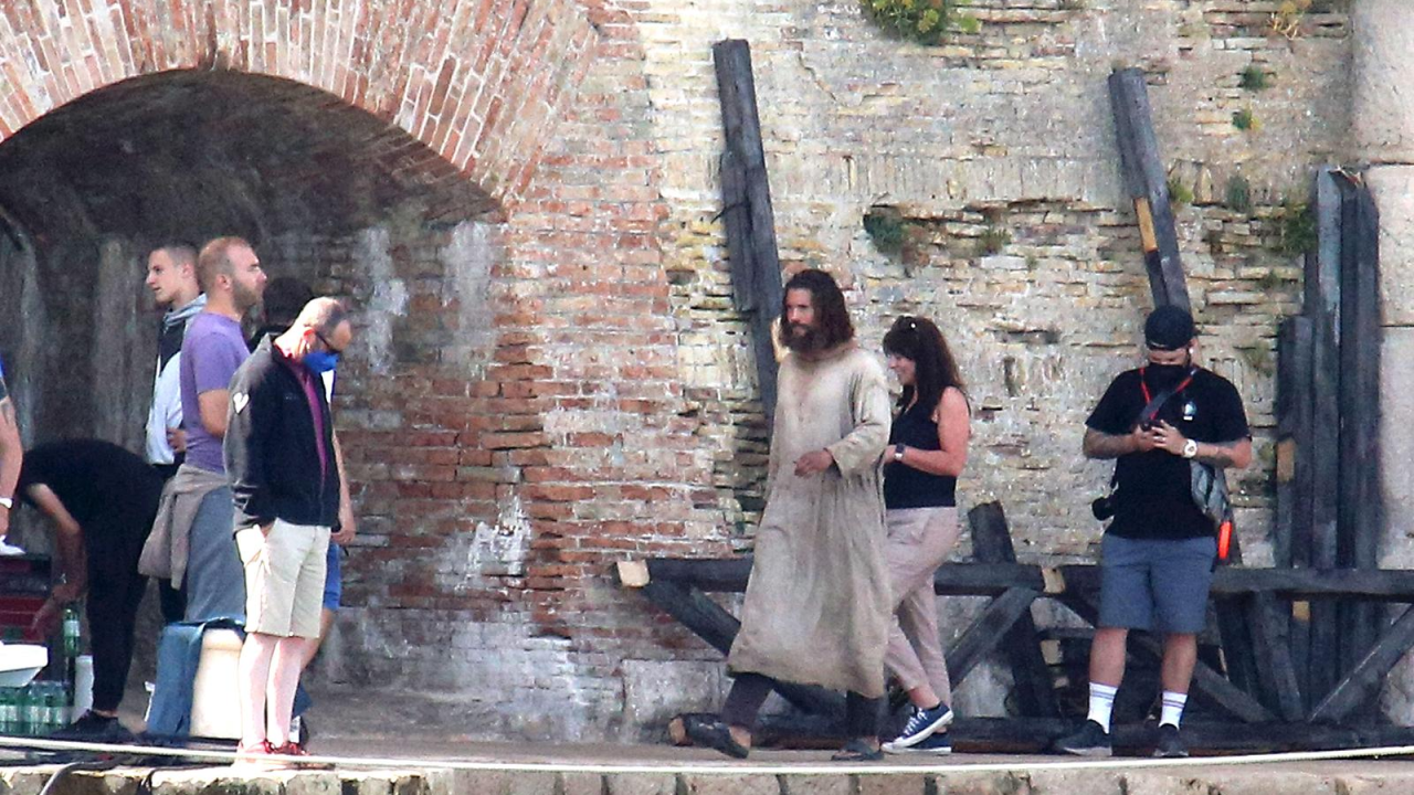 Drugi dan snimanja serije 'Vikinzi: Valhalla' na tvrđavi sv. Nikole