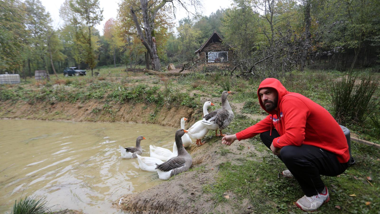 Promocija knjige: Kako je trener Stjepana Božića i Gordana Kožulja završio izoliran na Papuku...