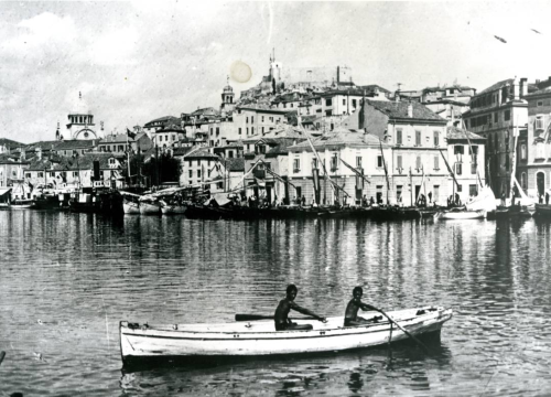 Šibenski leksikon: 'Oj, dođi mala svom Borajcu, zera na pašaj'cu, ooj!'