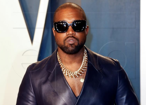 Kanye West, koji je promijenio ime u Ye, prošetao u majici 'Životi bijelih su važni'